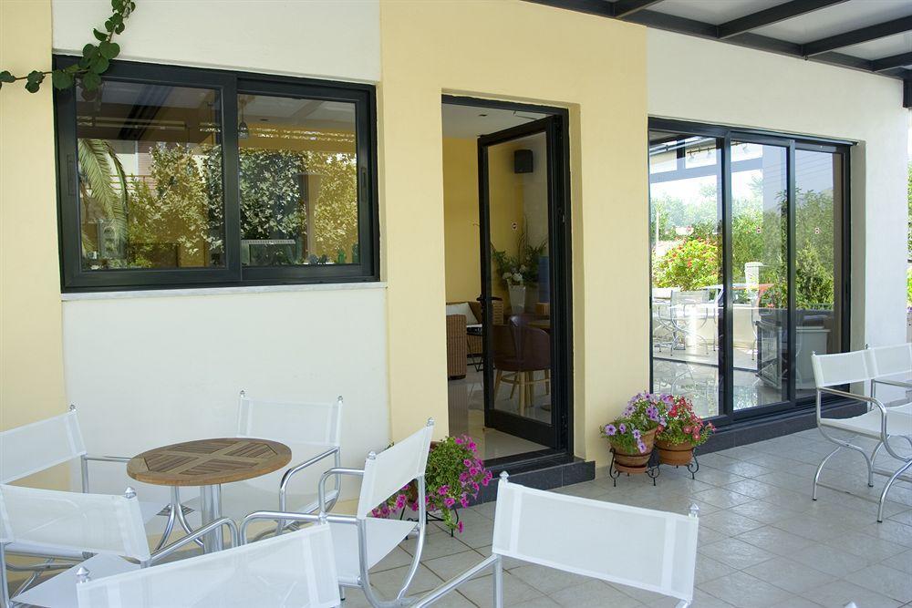 Esperides Aparthotel Kos Town Exterior photo